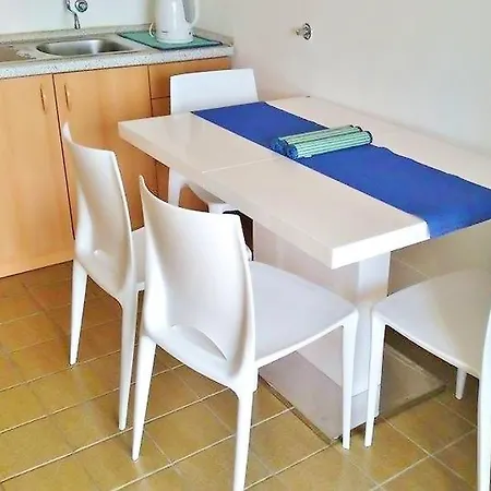 Apartment Nikola *
