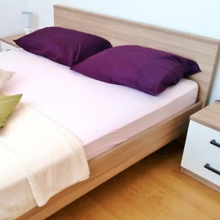 Nikola Apartment Zadar