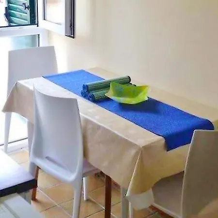 Nikola Apartment